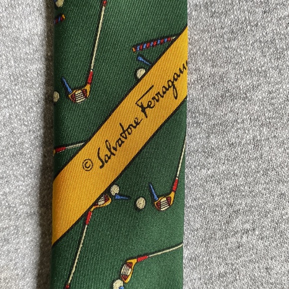 Salvatore Ferragamo Silk Golf Tie - Picture 2 of 5